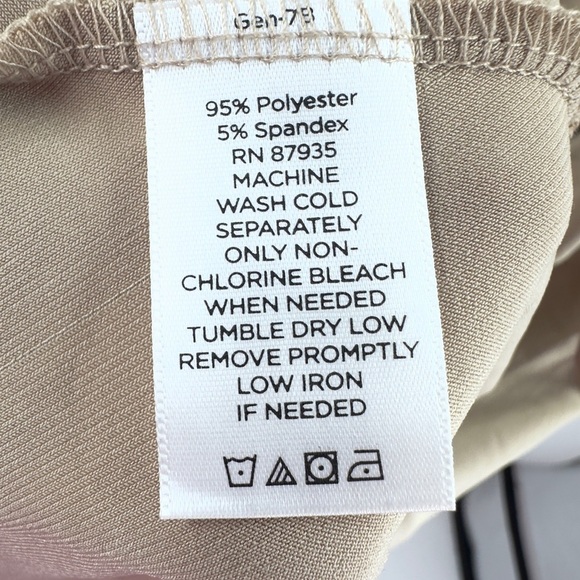 Susan Graver Womens Tiered Tunic Top Size 2X Tan Beige Liquid Knit Stretch Shirt - Picture 5 of 8